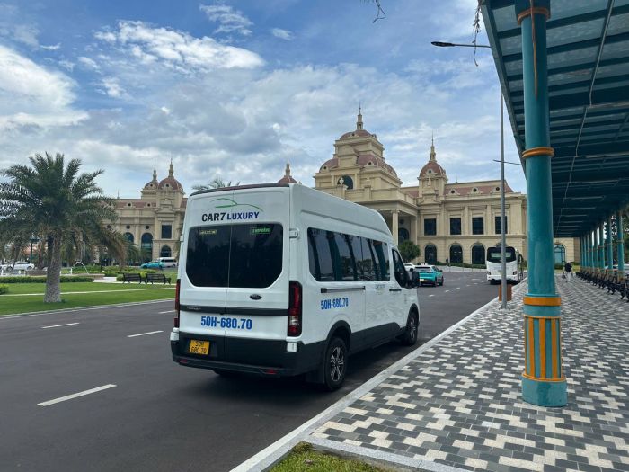 Khách đặt xe 16 chỗ đi Du Lịch tNha Trang