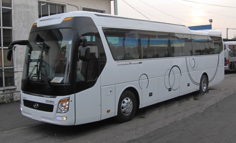 GIA THUE XE 45 CHO TAI TPHCM