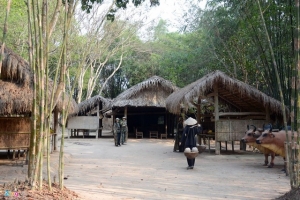 THUÊ XE DU LỊCH THAM QUAN ĐỊA ĐẠO CỦ CHI 1 NGÀY