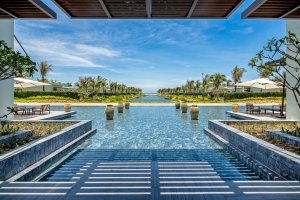 THUÊ XE TỪ TPHCM ĐI RESORT MELIA HỒ TRÀM GIÁ RẺ